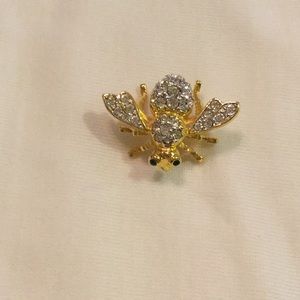 Old Joan Rivers Bee pin